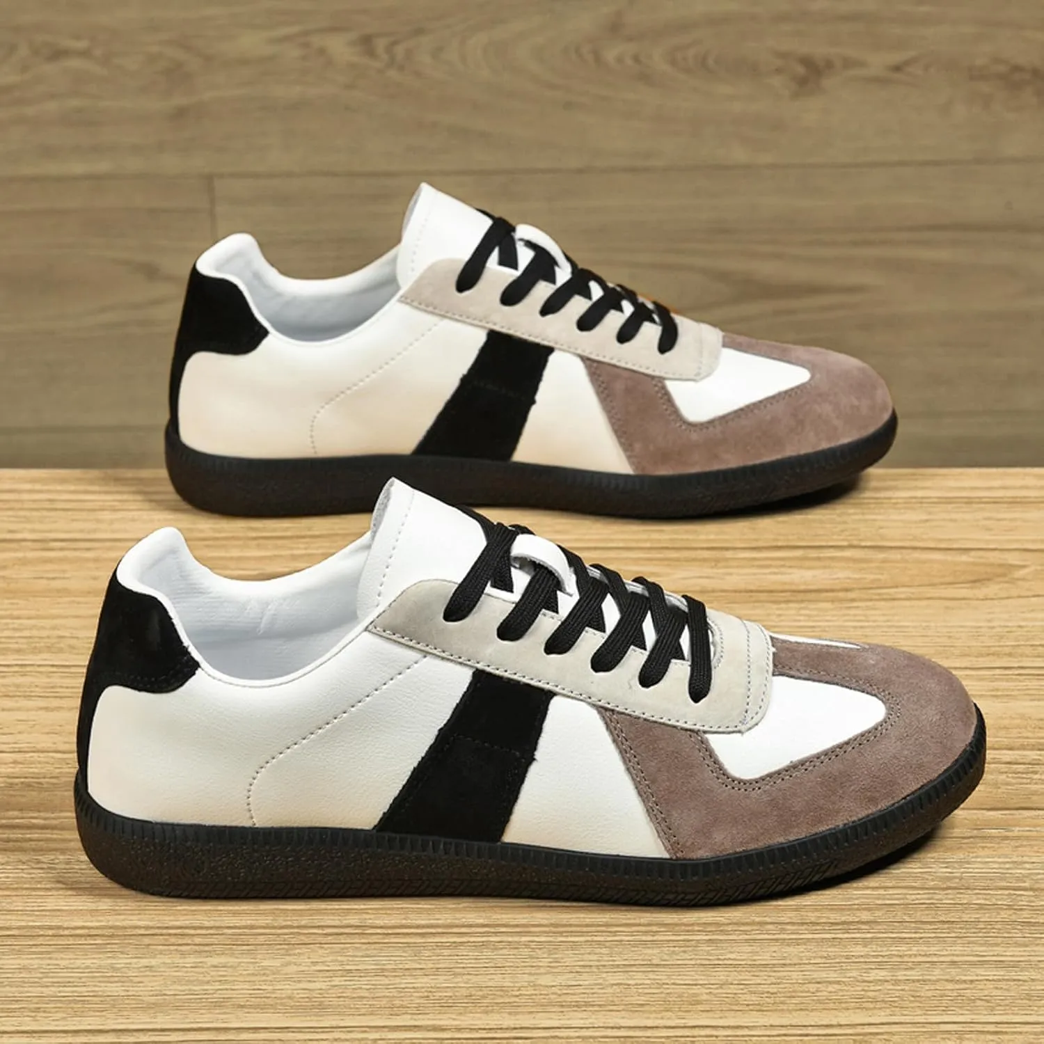 CERYTHRINA Womens Retro Sneakers: Low-top Tennis Shoes - Skateboarding Fashion Sneakers - Casual Versatile Park Flats for Travel Walking