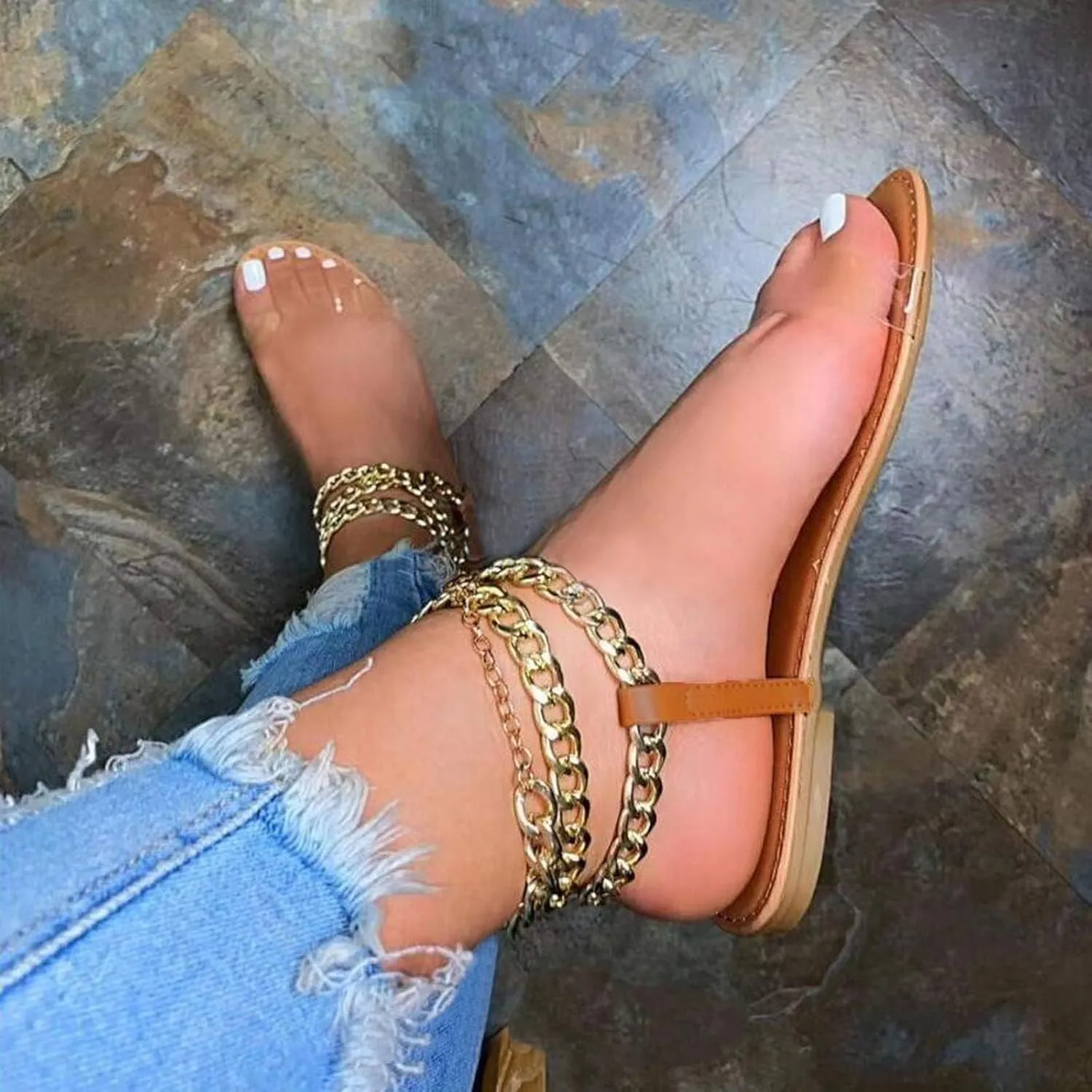 Eduavar Sandals for Women Dressy Summer, Womens Sandals Dressy Summer Beach Sandals Metal Chain Flat Sandals Comfy Sandals