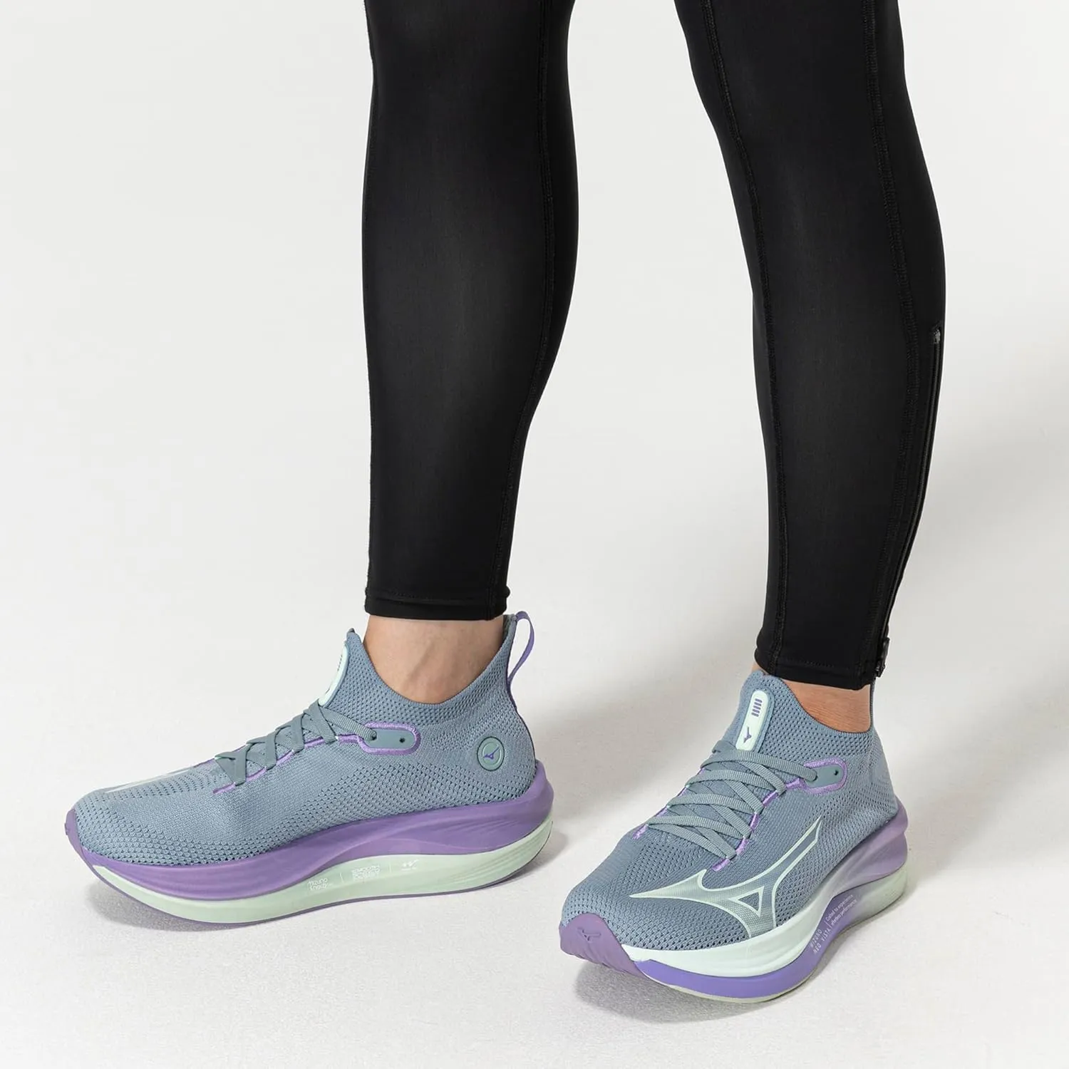 Mizuno Women's Neo Vista Running Shoe