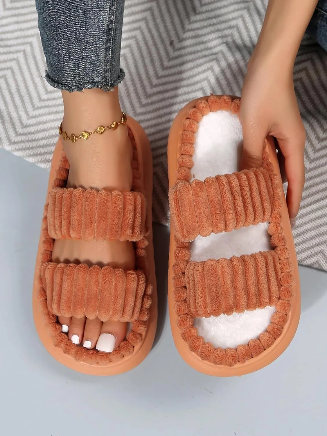 Verdusa Women's Double Strap Fuzzy Bedroom Slippers Cozy Memory Foam House Slide