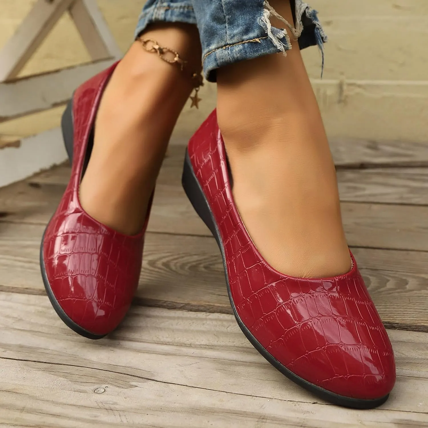 Women's Comfortable Loafers Soft Leather Slip on Casual Outdoor Sandals Round Toe Driving Flat Work Walking Shoes for Women Dressy Low Heels Orthopedic Sandals ﻿